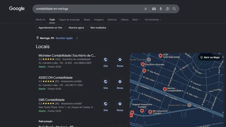 Resultado do Google para a busca contabilidade em maringá, com o bloco Locais listando Michelan Contabilidade, ASSECON Contabilidade e GBS Contabilidade, e o mapa da cidade ao lado